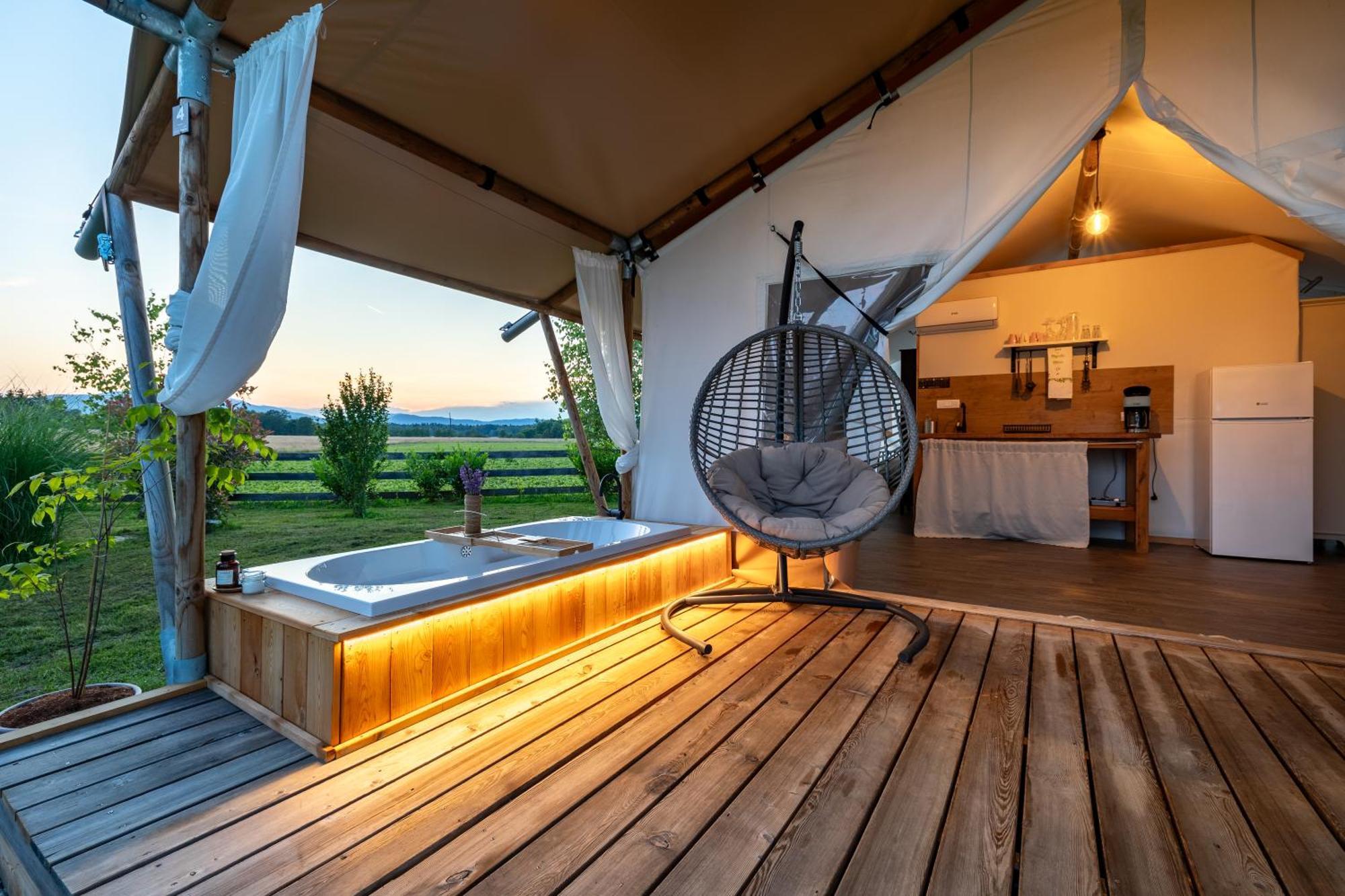 Glamping Kolpa Resort Gradac Εξωτερικό φωτογραφία